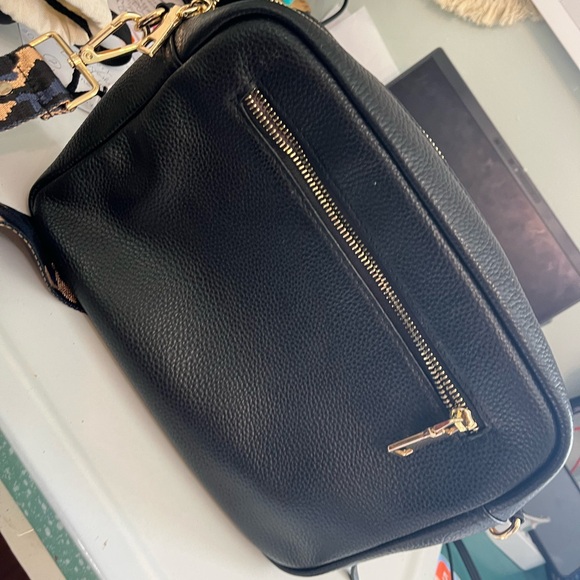 Pom-pom London City  Plus black bag with two straps - Picture 4 of 7